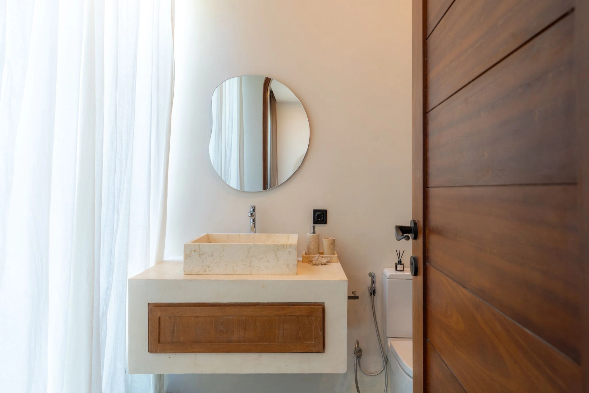 Villa Maison - 2 Bedroom Modern Villa with Panoramic View in Uluwatu, 2-bed villa for rent in Uluwatu – photo 13 of 15