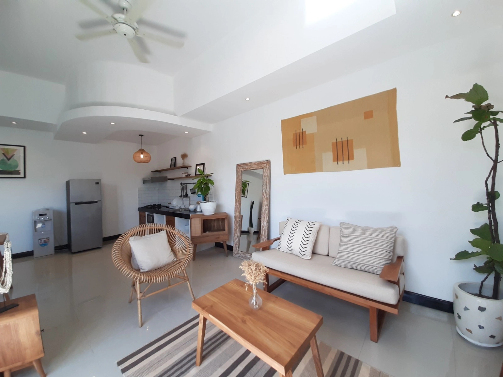 Tropical Homie Villa New Renovated in Seminyak, 2-bed villa for rent in Seminyak – photo 6 of 15