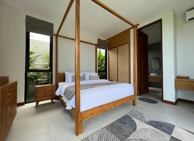 Luxury 3-Bedroom Villa in Pererenan - Tumbak Bayuh, 3-bed villa for rent in Pererenan – photo 7 of 12