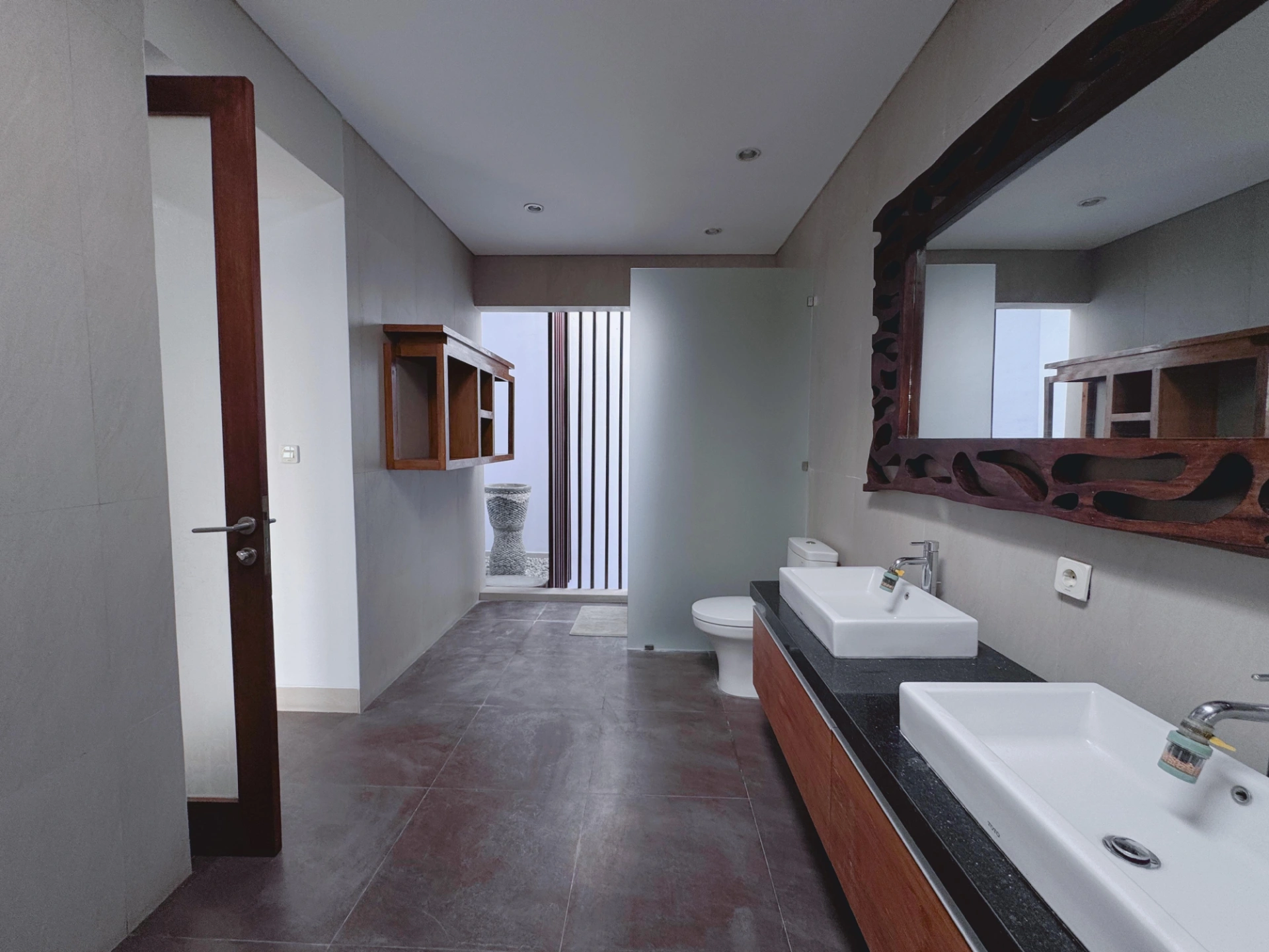 Yearly - Umalas Charming 3 Bedrooms Villa in Umalas, 3-bed villa for rent in Canggu – photo 2 of 14