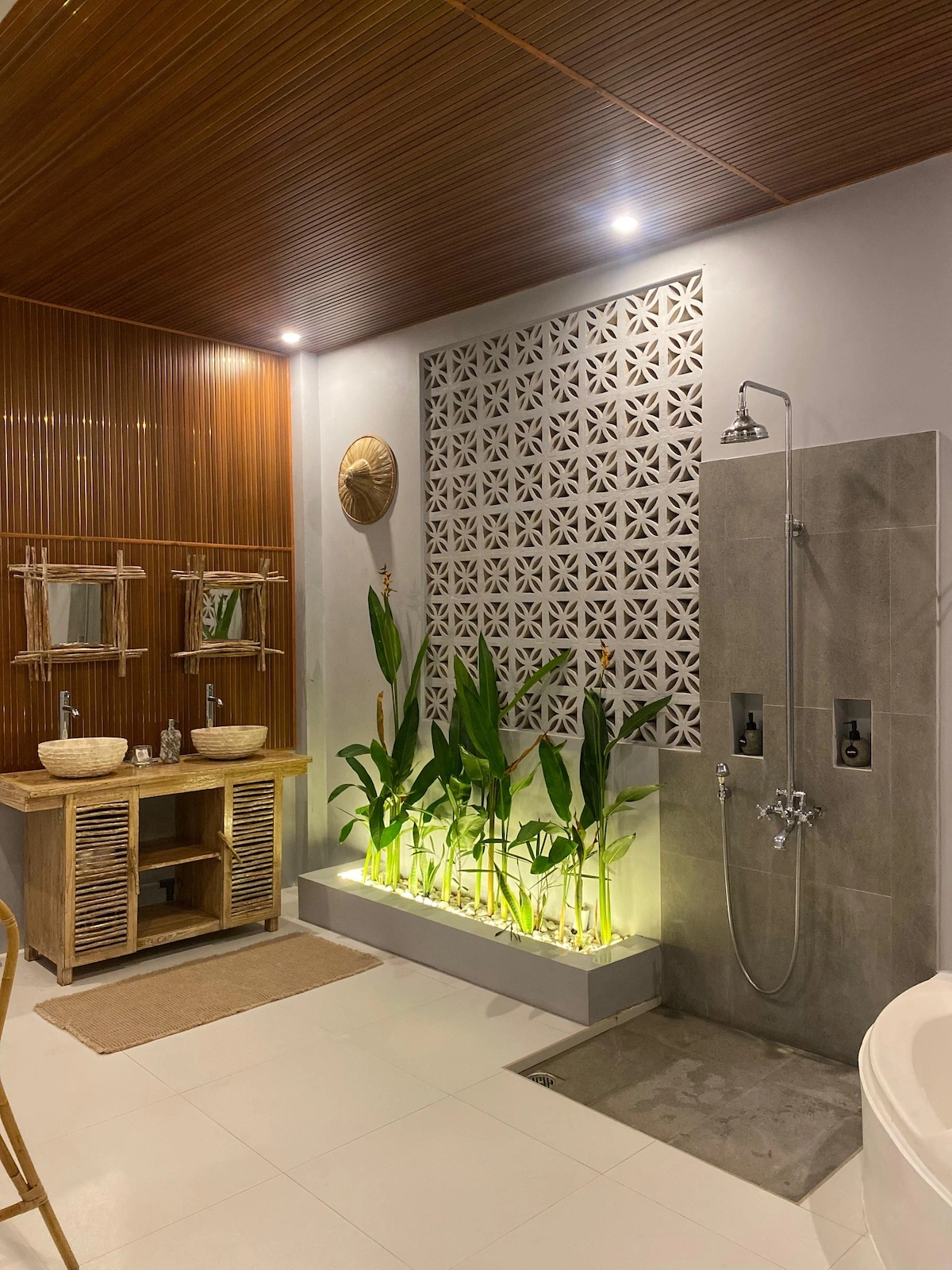 Cozy Bungalow with Ocean Views, 2-bed villa for rent in North Bali – photo 15 of 15