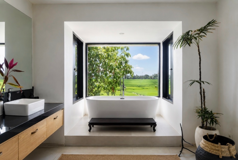 Private 4-Bedroom Villa in Kaba-Kaba, Bali | Quiet, luxurious living, 4-bed villa for rent in Seseh – photo 4 of 15
