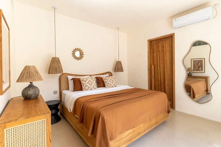 Brand New 1BR Villa + Guest Room with Sunset Rooftop, 2-bed villa for rent in Uluwatu – photo 12 of 15