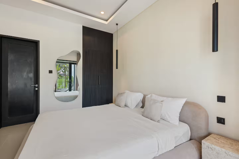 3BR Pool Villa with Rice Field Views in Berawa, Canggu, 3-bed villa for rent in Canggu – photo 10 of 15