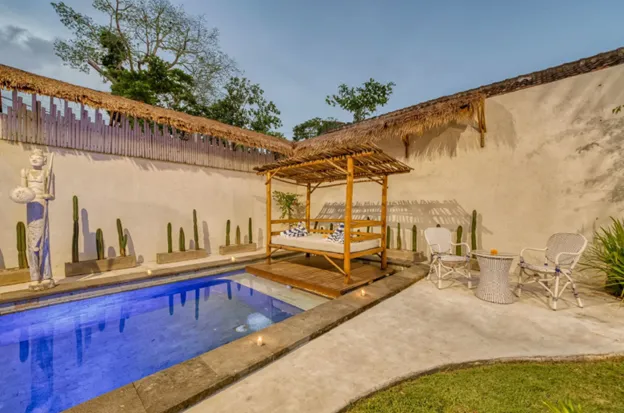 Villa Rental 4-Bedrooms Close to Padel Court and Cemagi Beach, Bali, 4-bed villa for rent in Seseh – photo 9 of 15