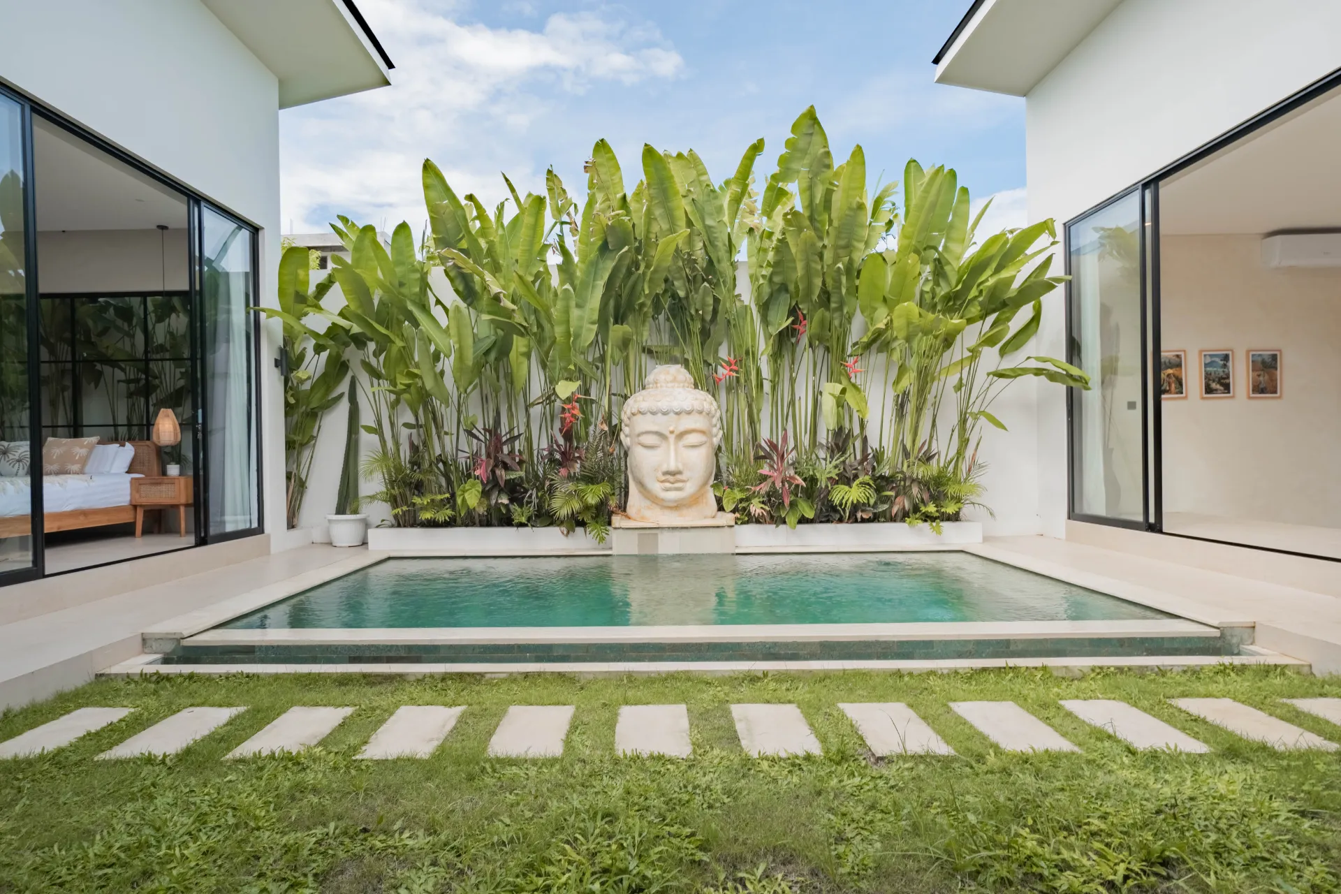 Designer Villa with Infinity Pool • Near Dreamland, 2-bed villa for rent in Uluwatu – photo 5 of 15