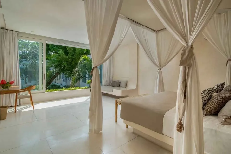 Luxury 5-Bedroom Ocean View Villa – Batu Belig, 5-bed villa for rent in Canggu – photo 8 of 11