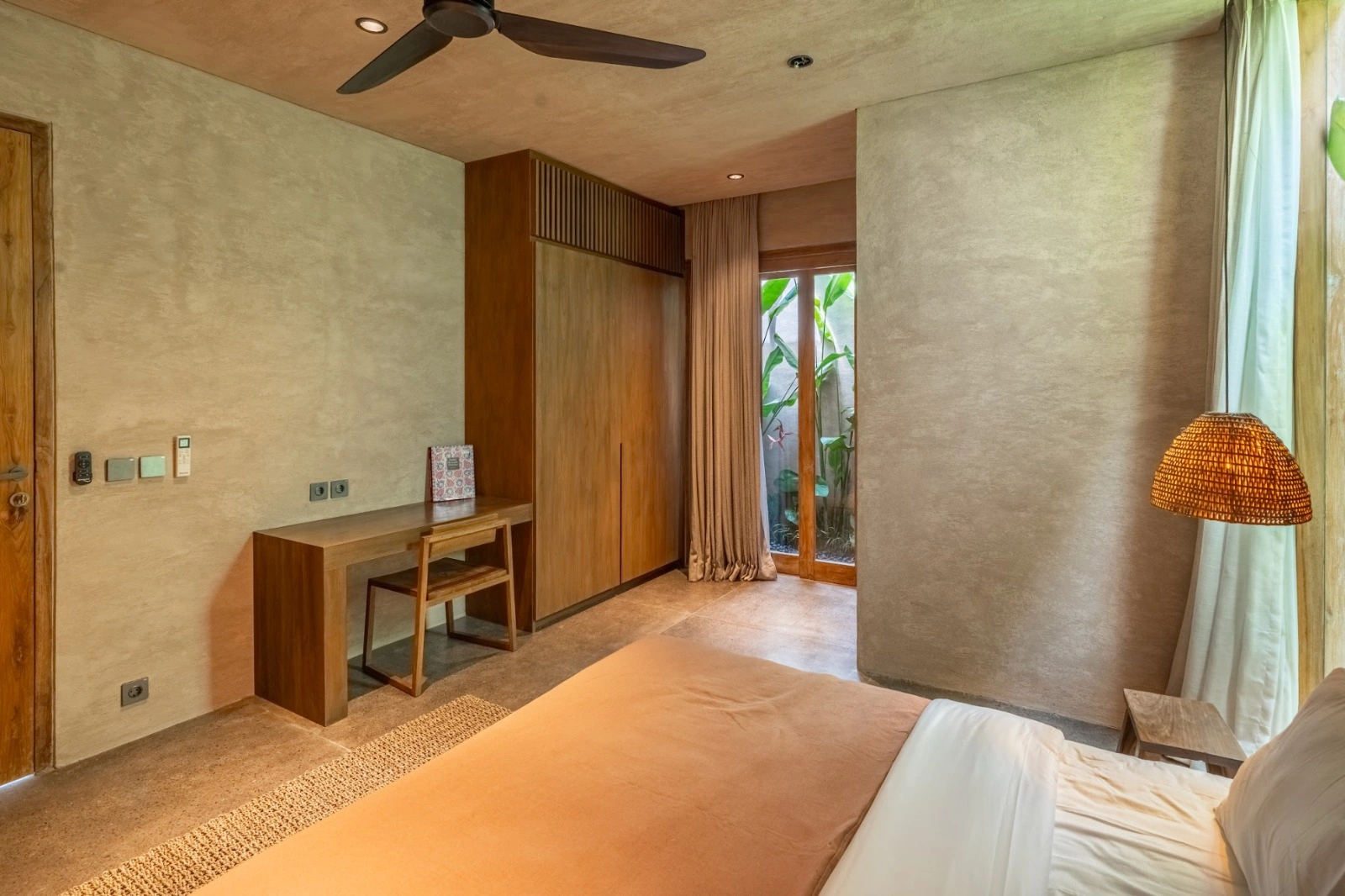 Monthlt Rent - Seseh - Walking Distance Toseseh Beach 2 Bedrooms Villa, 2-bed villa for rent in Canggu – photo 3 of 14