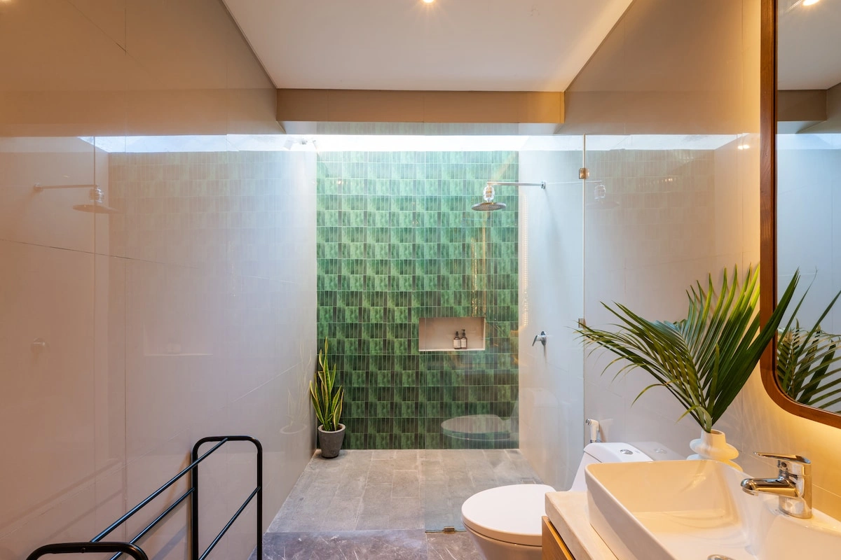 Villa w/ Pool, Rice Field & Mountain Views, 2-bed villa for rent in Seseh – photo 11 of 15