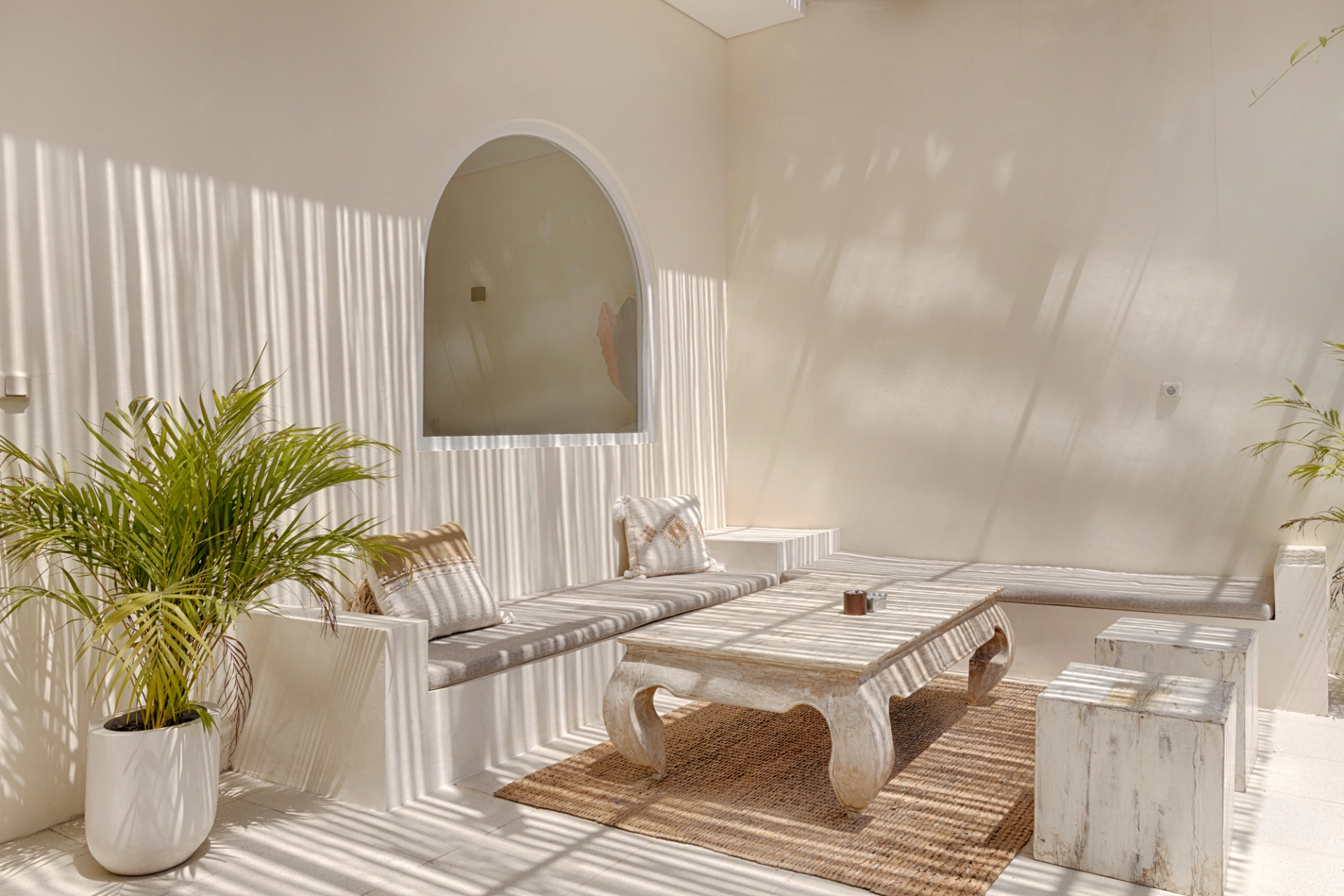 Modern 2BR Villa at Pecatu Near Dreamland Beach, 2-bed villa for rent in Uluwatu – photo 4 of 15
