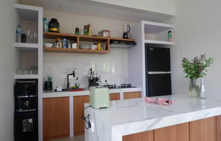 3BR Villa with Big Garden Padonan, Canggu, Quite Area, 3-bed villa for rent in Canggu – photo 5 of 15