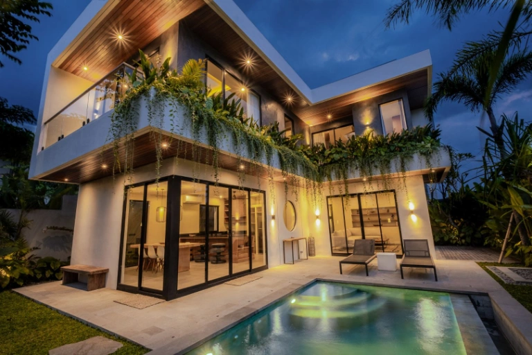 Refined 2BR Tropical Villa in Kedungu – Where Design Meets Durability, 2-bed villa for rent in Tabanan – photo 2 of 15