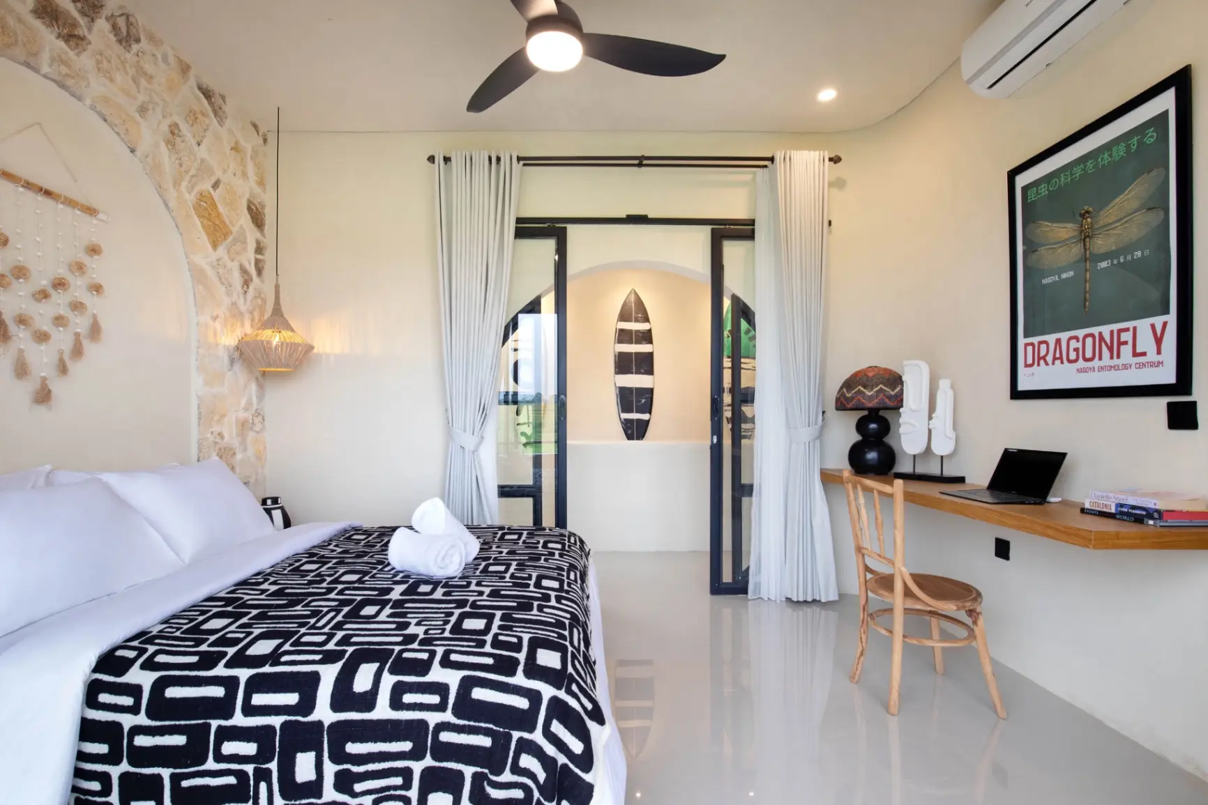 Modern Luxury Villa Ayoun – 3 BR with Gorgeous Rice Field Panorama Tumbak Bayuh, 3-bed villa for rent in Pererenan – photo 8 of 15