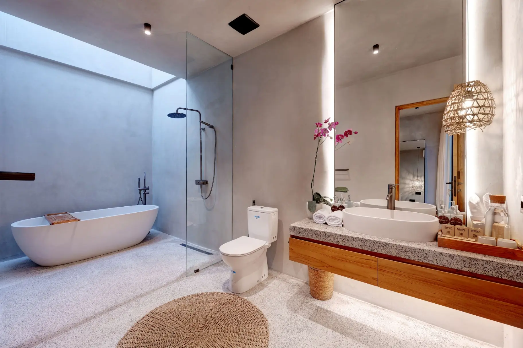 Modern 3BR Villa w/ Private Pool and Garden, 3-bed villa for rent in Ubud – photo 12 of 15