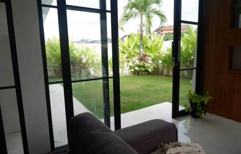 3BR Villa with Big Garden Padonan, Canggu, Quite Area, 3-bed villa for rent in Canggu – photo 13 of 15