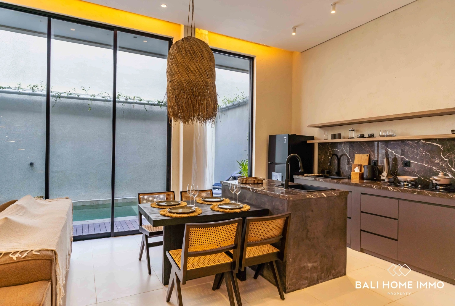 Brand new 1 Bedrooms villa in Bali near Cemagi Beach, 1-bed villa for rent in Seseh – photo 5 of 14