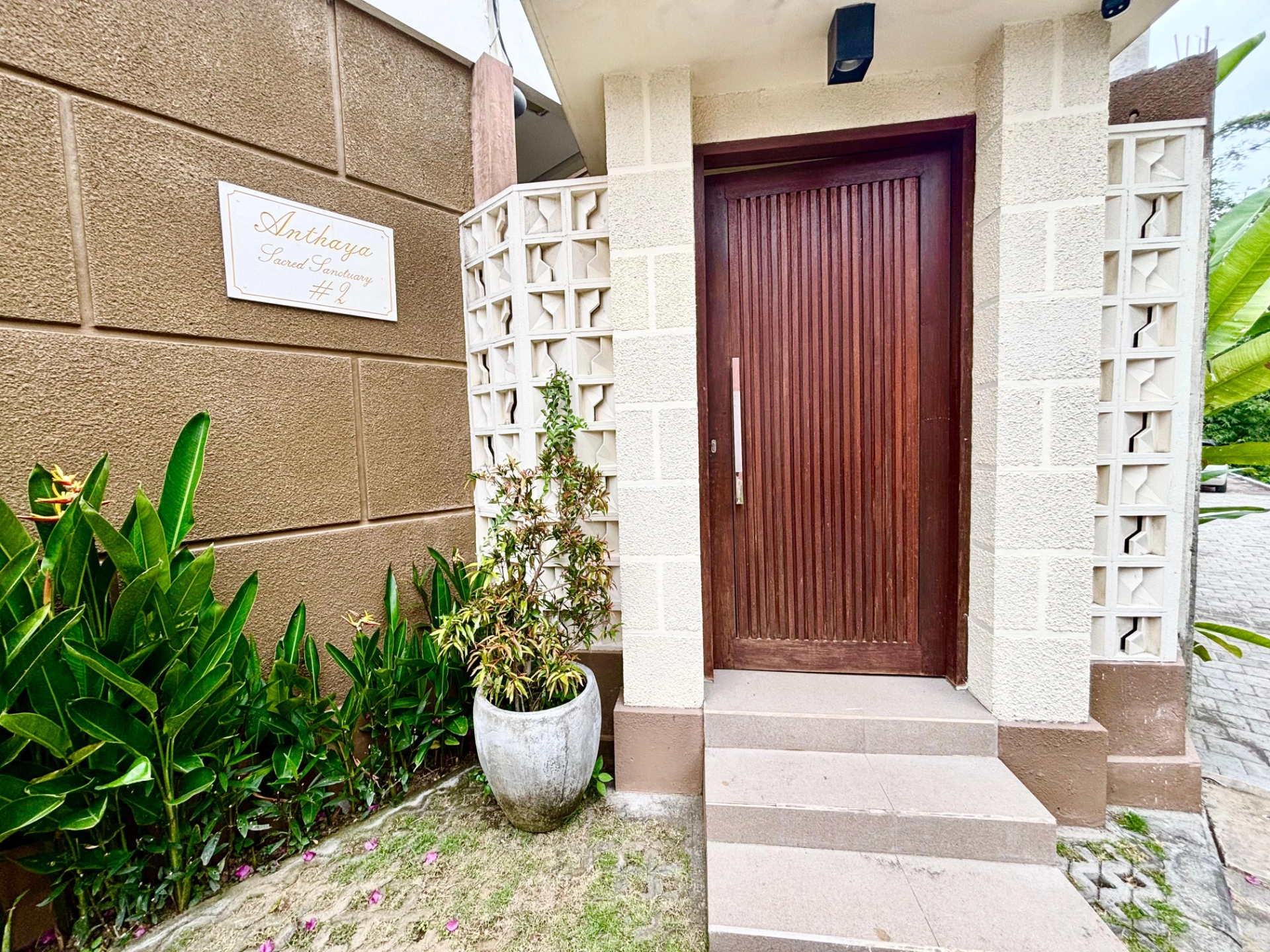 A Peaceful 2-Bedroom Villa Near Tanah Lot, Bali, 2-bed villa for rent in Tabanan – photo 7 of 12