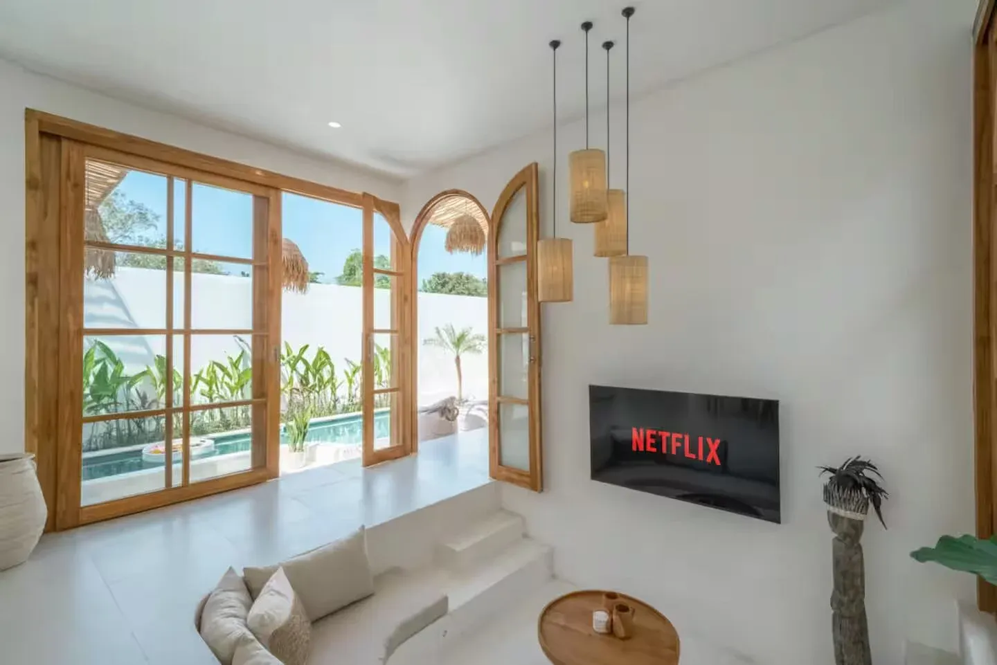 3 Bedrooms Villa in Canggu, 3-bed villa for rent in Canggu – photo 13 of 15