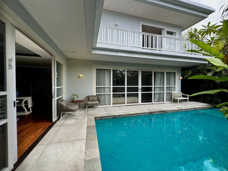 Renovated 3BR Berawa Villa in a Quiet Walk-to-Beach Location, 3-bed villa for rent in Canggu – photo 7 of 15