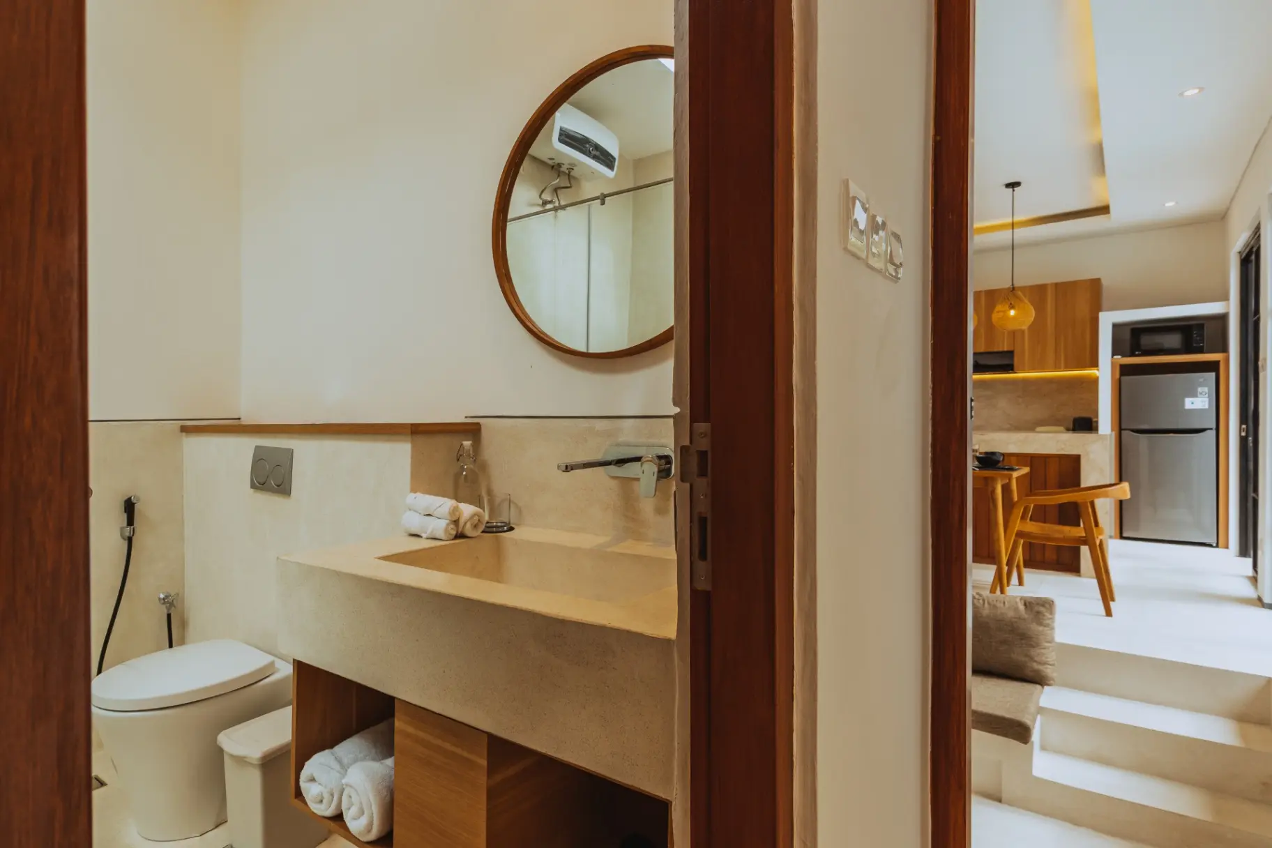 Yahvi - 1BR Mediterranean Central Canggu Stay | Sleek Pool, 1-bed villa for rent in Canggu – photo 12 of 13