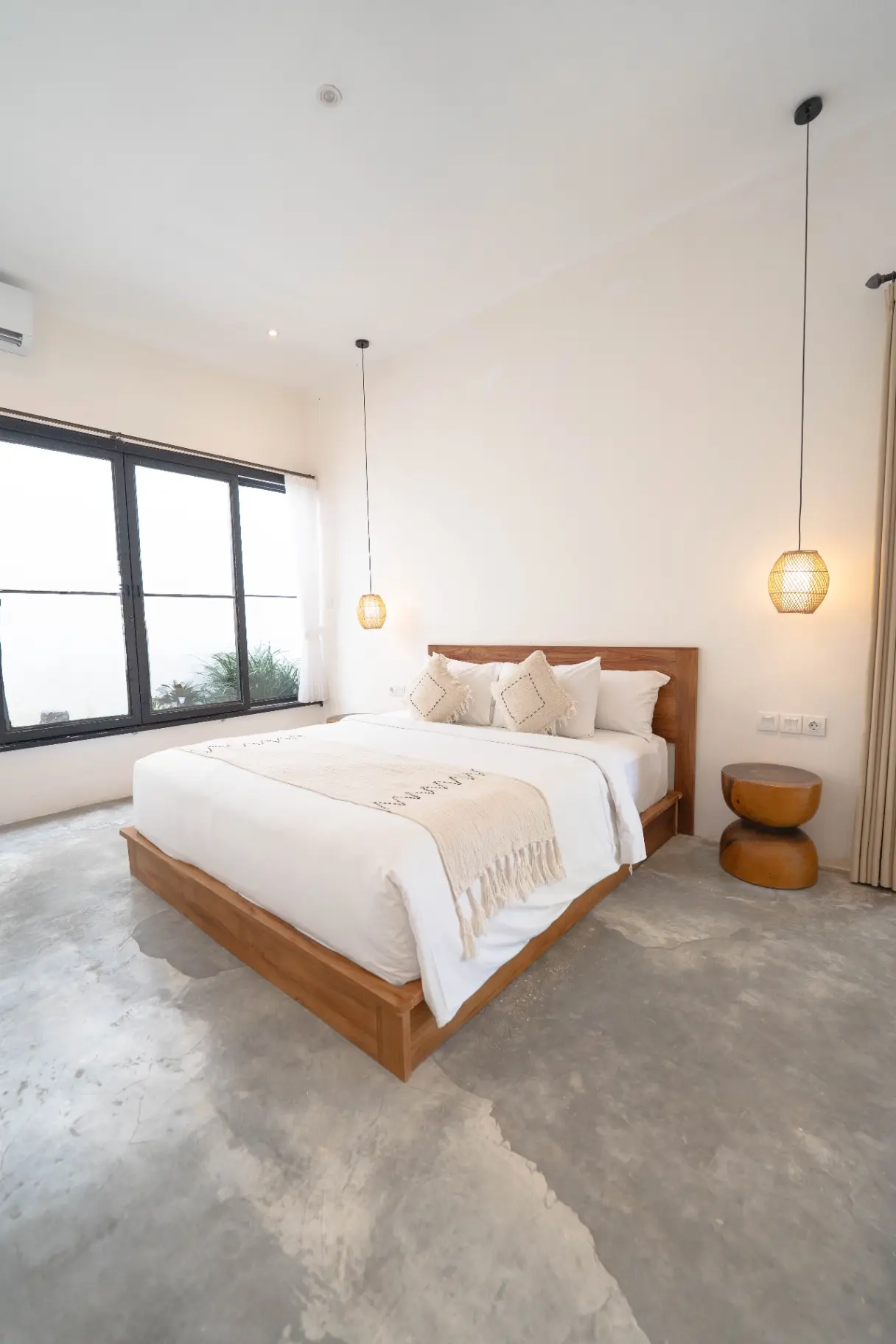 Modern 3BR Villa w/ Private Pool and Garden, 3-bed villa for rent in Canggu – photo 6 of 15