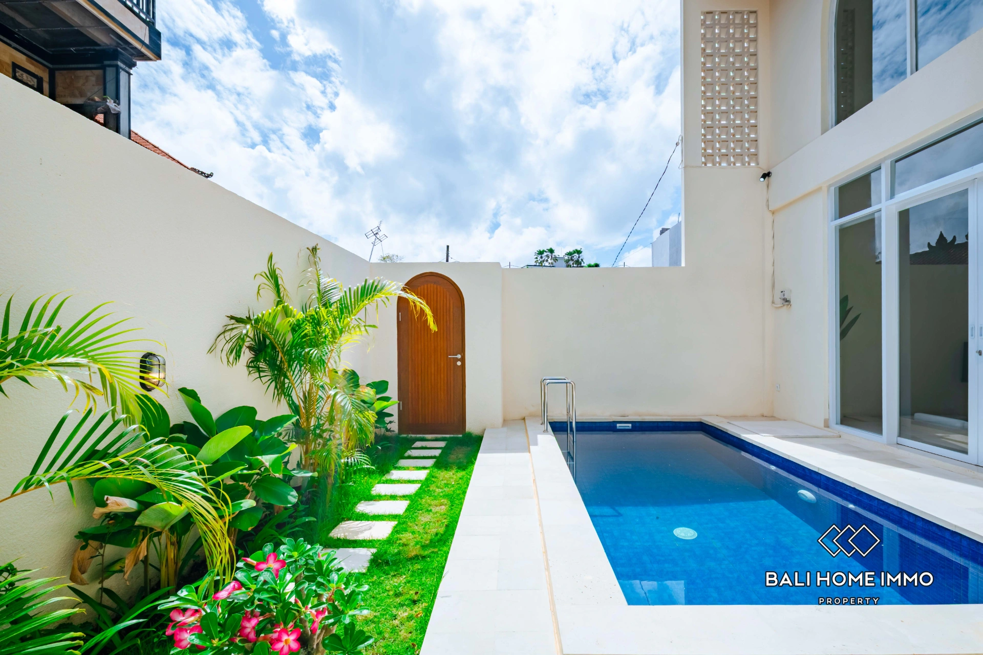Brand New 1 Bedroom Villa for Sale & Rental in the Heart of Pecatu, 1-bed villa for rent in Uluwatu – photo 10 of 10