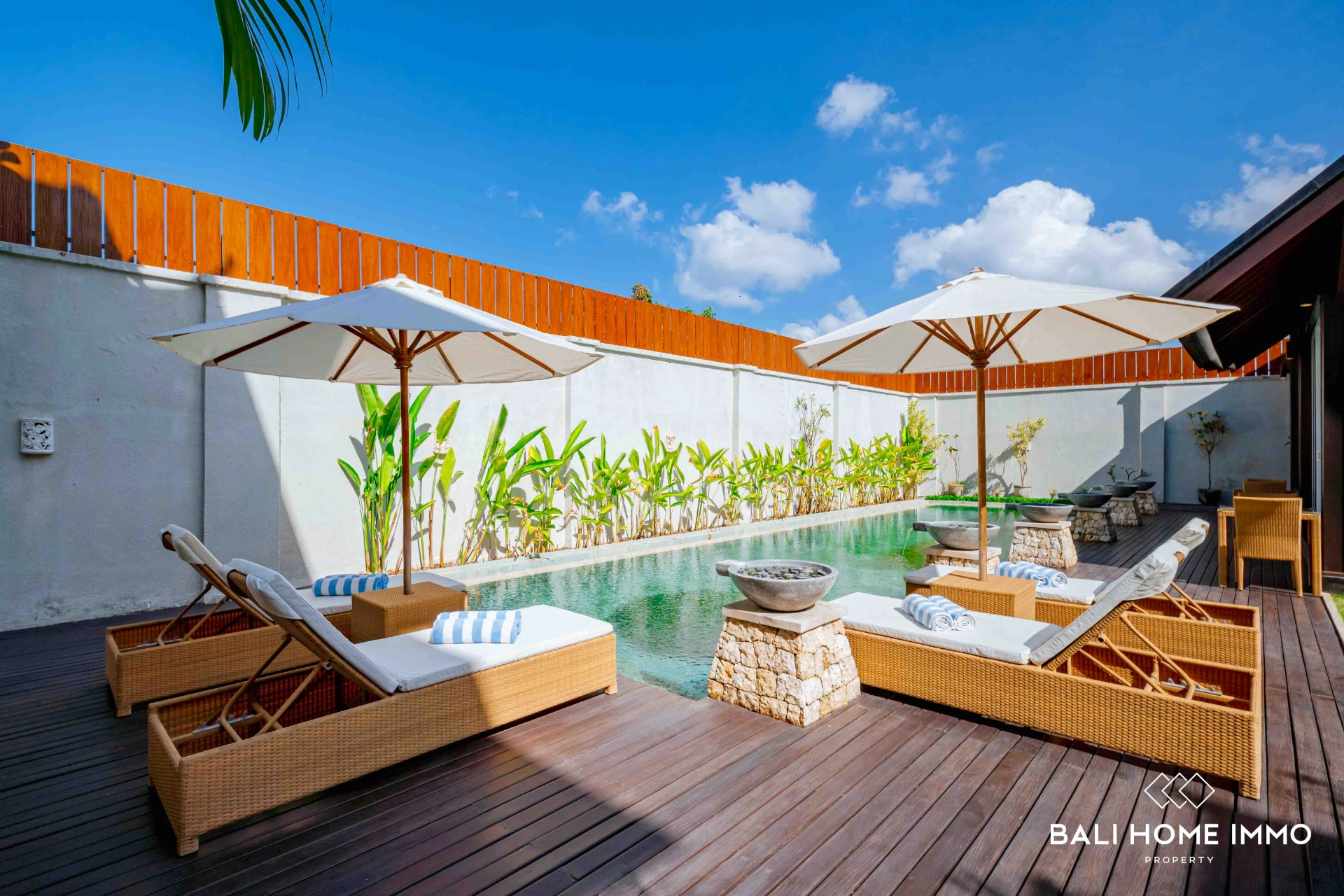 Spacious 4 Bedrooms Villa for Rent in Uluwatu, 4-bed villa for rent in Uluwatu – photo 5 of 15