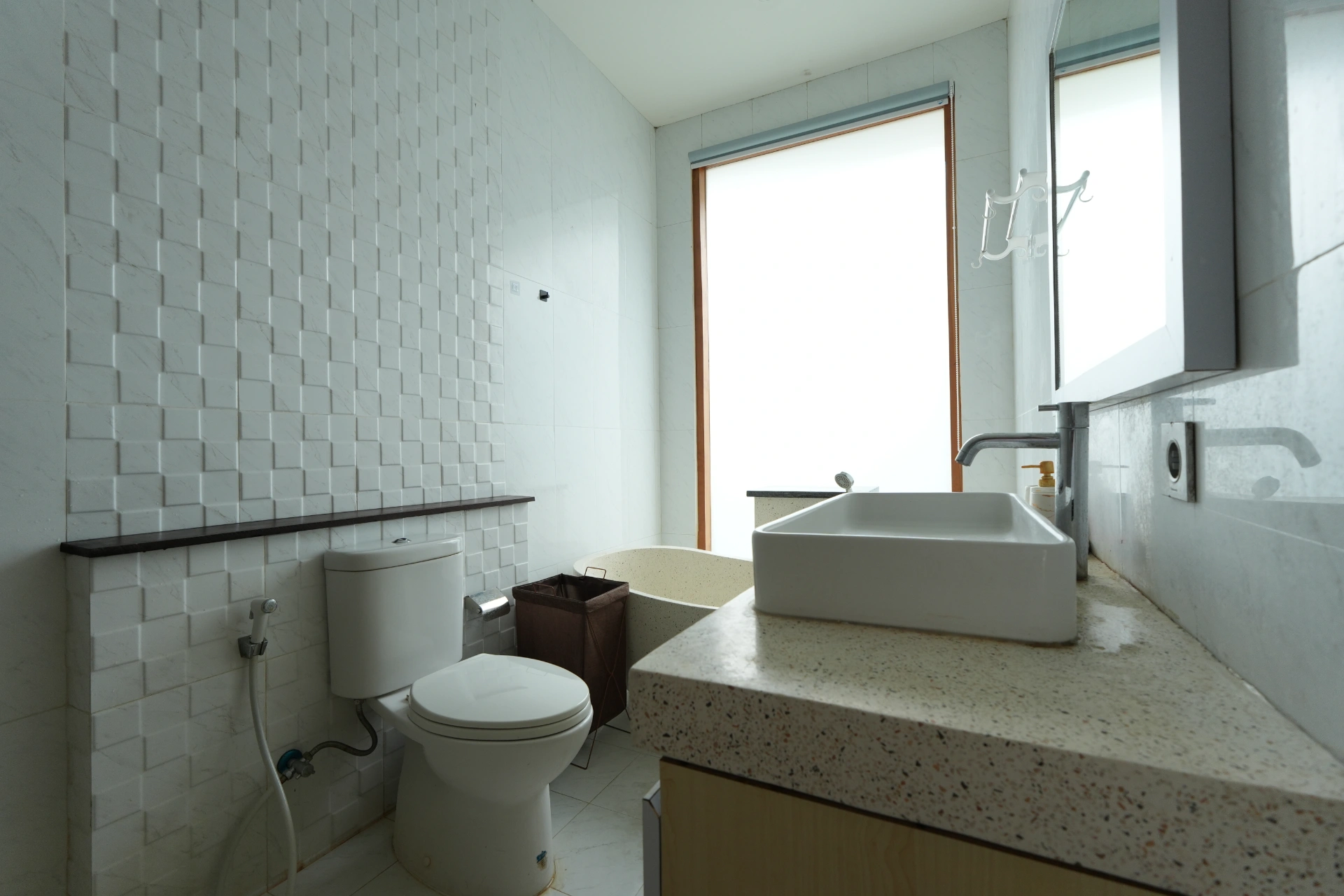 New 2 Bedroom Modern Villa in Kerobokan near Canggu, 2-bed villa for rent in Canggu – photo 13 of 15