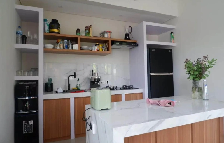 3BR Villa with Big Garden Padonan, Canggu, Quite Area, 3-bed villa for rent in Canggu – photo 10 of 15