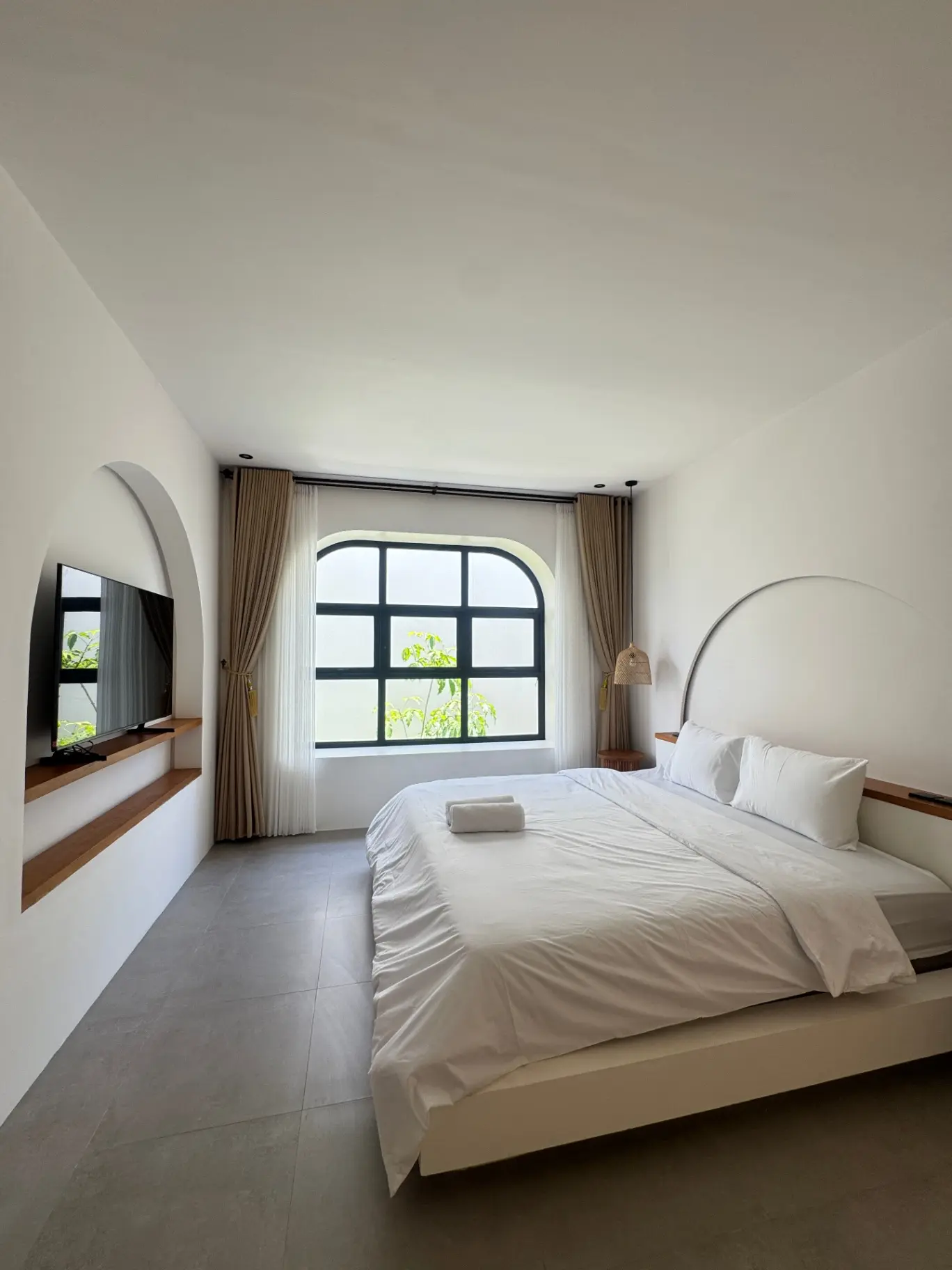 Large 2 Bedroom Mediterranean Elegance Villa in Pererenan, 2-bed villa for rent in Canggu – photo 13 of 15