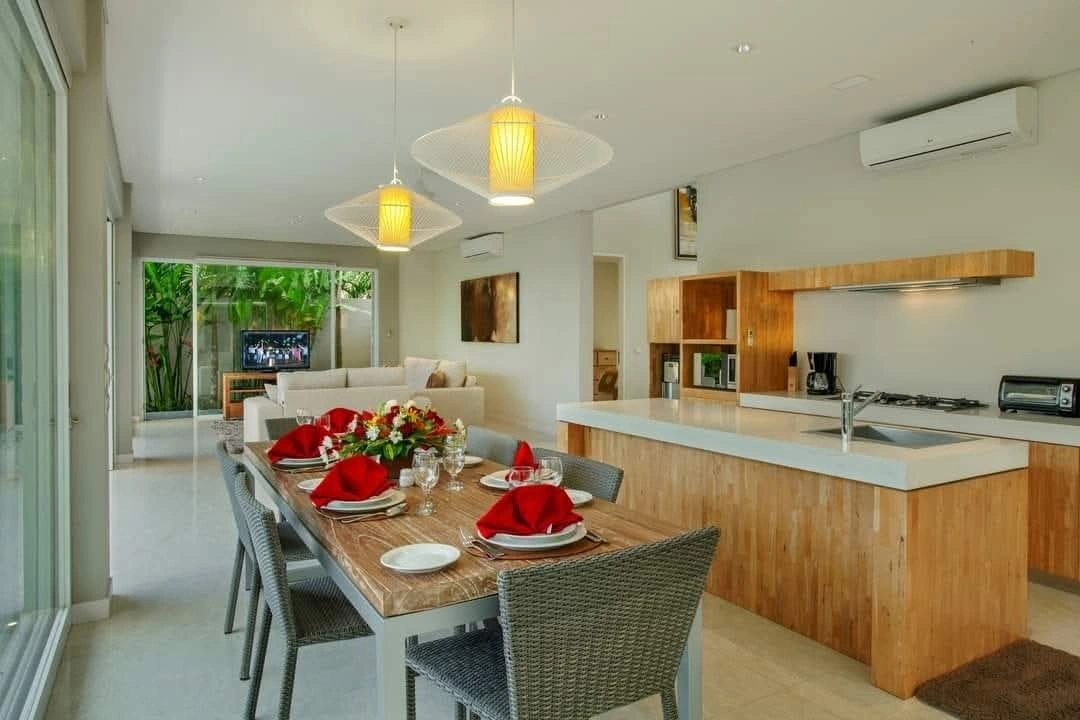 Villa For Rent 4 Bed In Berawa,Tibubeneng Bali, 4-bed villa for rent in Canggu – photo 12 of 14