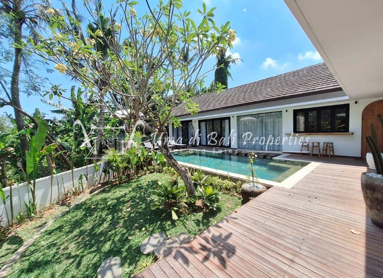 3BR Villa for Rent at Tumbak Bayuh, Bali, 3-bed villa for rent in Pererenan – photo 6 of 15