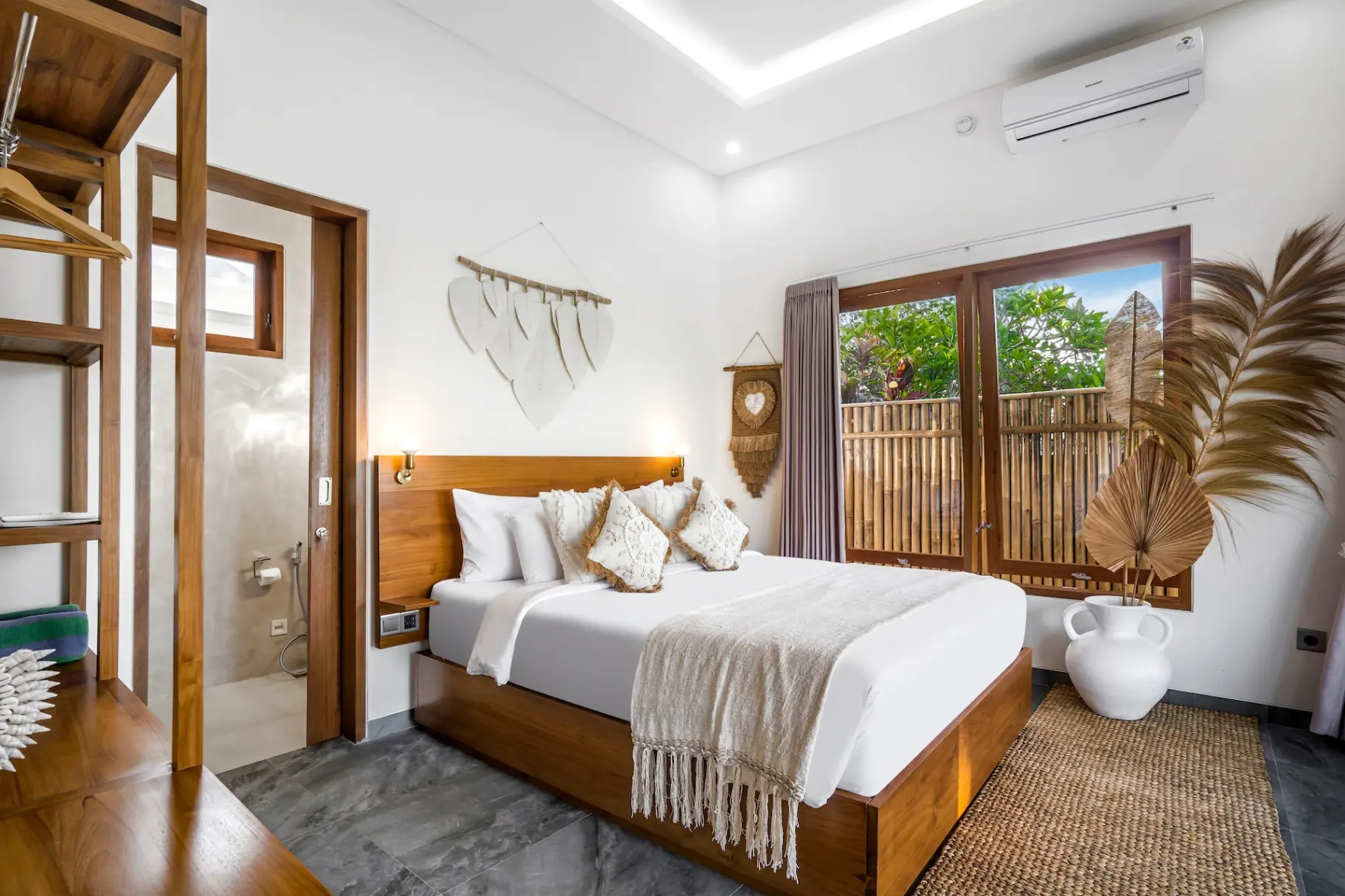 Villa Grateful - Cozy 2 BDR Villa with Private Pool and stunning Ricefields View, 2-bed villa for rent in Ubud – photo 4 of 15