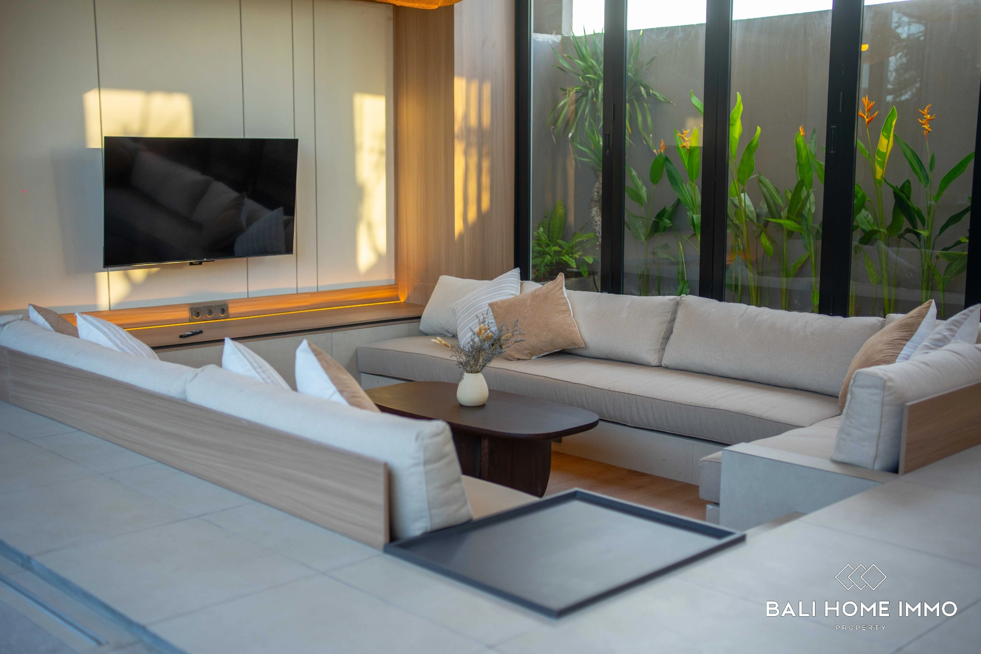 Panoramic Ocean View 4 Bedrooms Villa for Rent & Sale near Melasti, 4-bed villa for rent in Uluwatu – photo 3 of 15