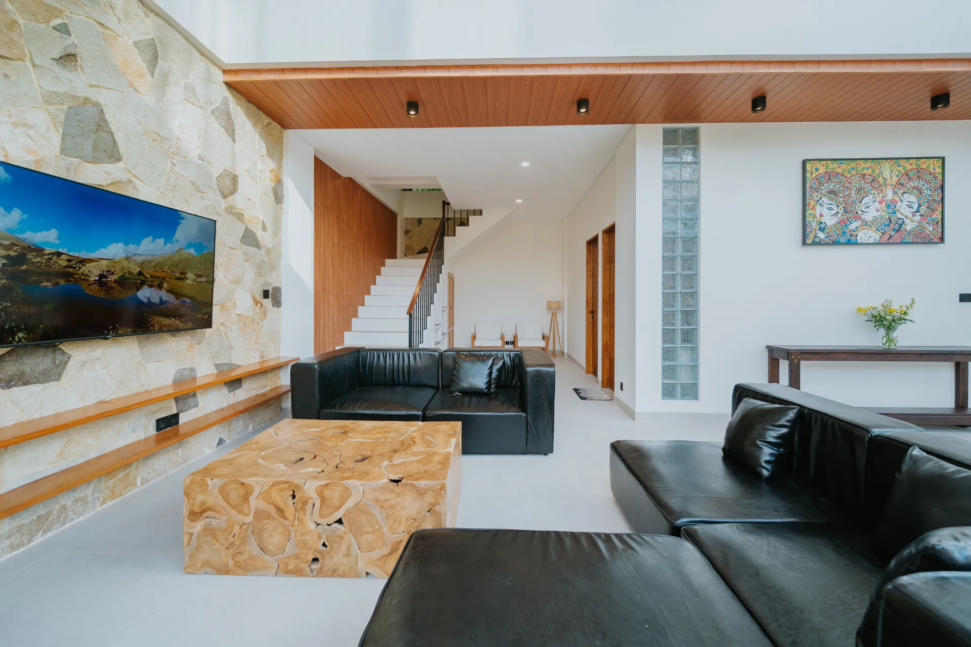 New 3 BR villa with pool near Pandawa beach, 3-bed villa for rent in Nusa Dua – photo 3 of 15