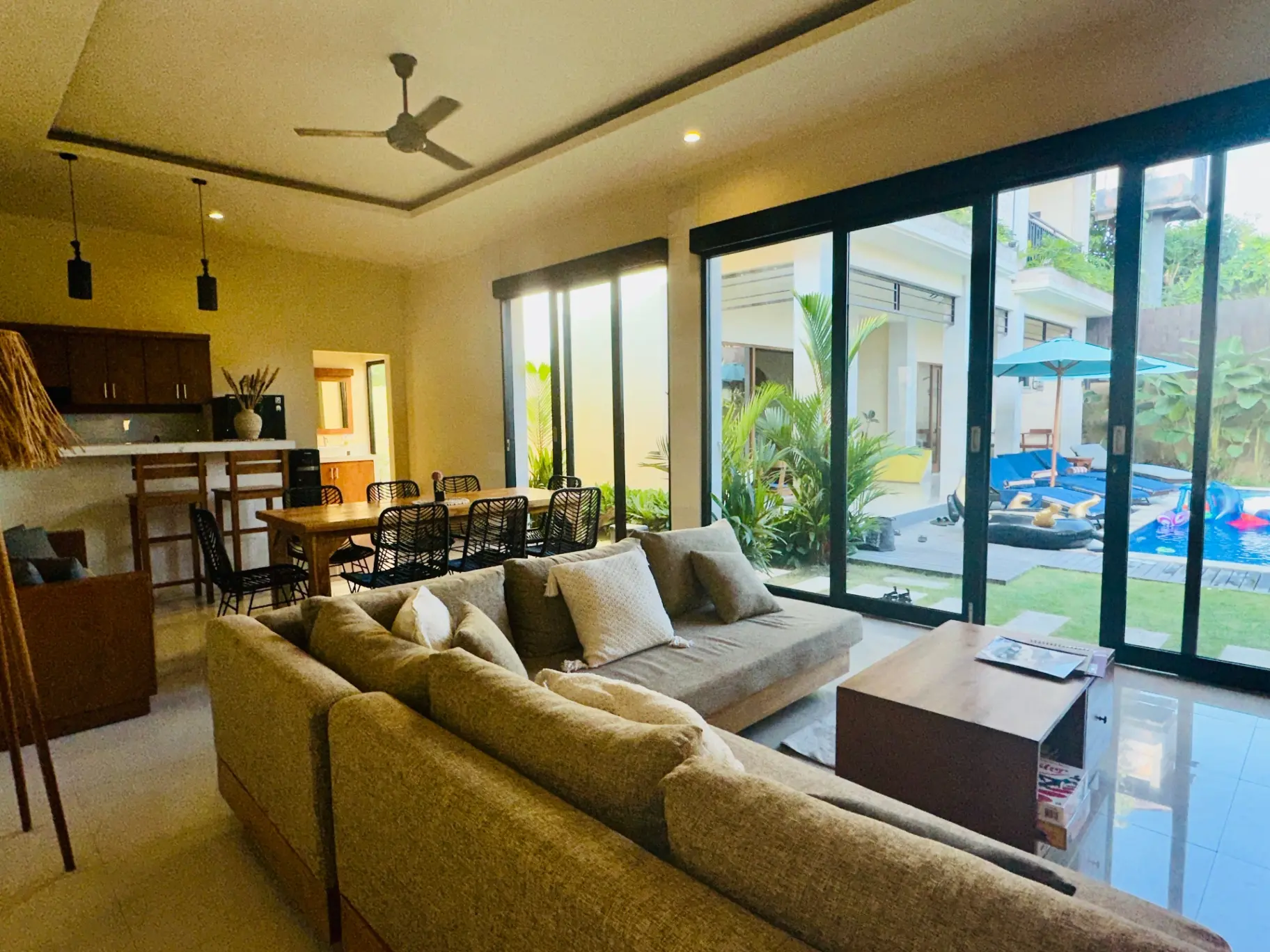 Spacious 4BR Villa w/ Private Pool and Sunset Views, 4-bed villa for rent in Canggu – photo 4 of 10