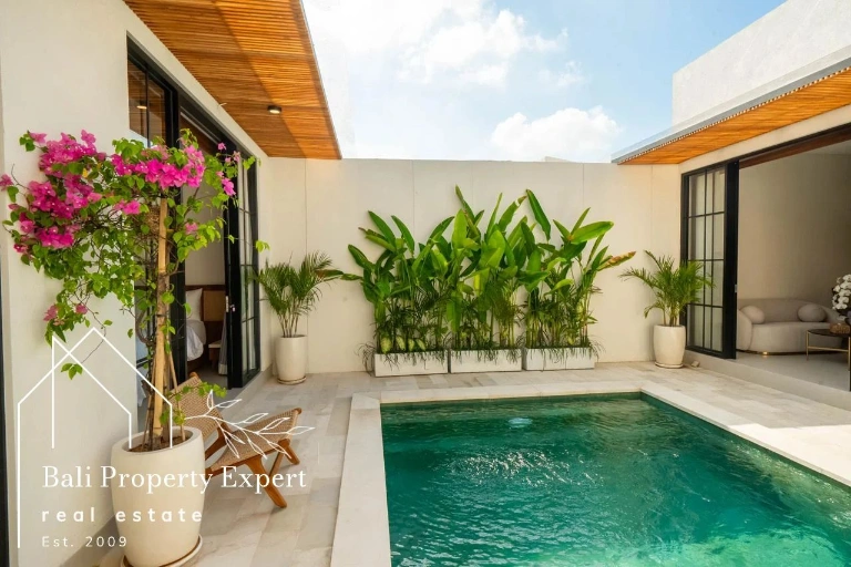 Villa For Rent 2 Bed In Kerobokan,Badung Bali, 2-bed villa for rent in Canggu – photo 12 of 14