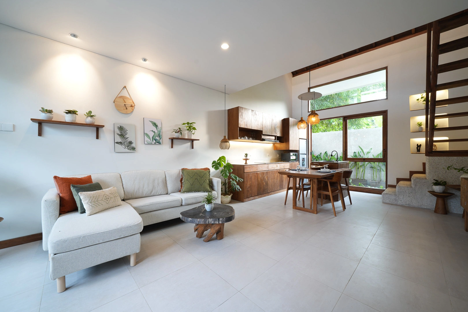 Chindaga Loft Villa Bali (Unit 5), 1-bed villa for rent in Canggu – photo 5 of 8