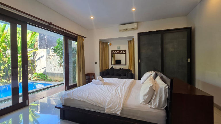 Villa For Rent 3 Bed In Berawa,Badung Bali, 3-bed villa for rent in Canggu – photo 7 of 15