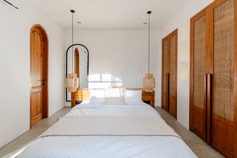 Modern 2-Bedroom Villa Within Walking Distance to Pantai Lima, 2-bed villa for rent in Pererenan – photo 13 of 15