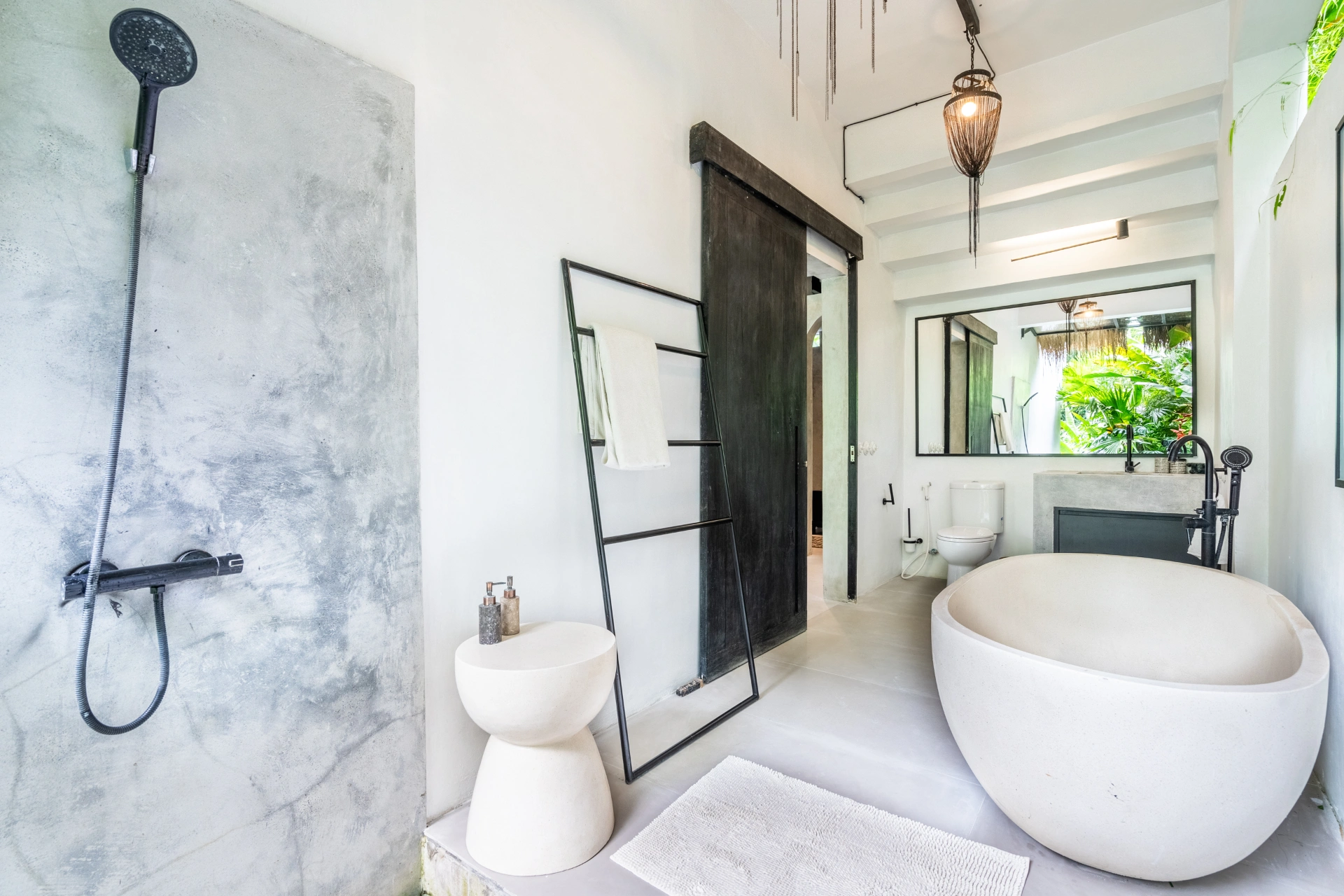 Hidden Oasis with Jungle View in Tumbak Bayuh, 2-bed villa for rent in Pererenan – photo 11 of 15