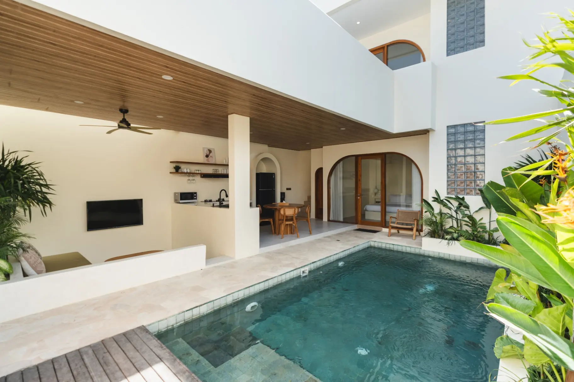 Copper Estate 2 - Tropical 2BDR in the heart of Canggu, 2-bed villa for rent in Canggu – photo 4 of 15