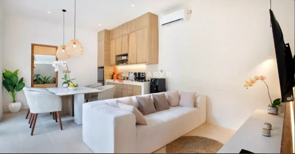 Walkable Berawa Living - Modern Three Bedroom Enclosed Villa, 3-bed villa for rent in Canggu – photo 12 of 15