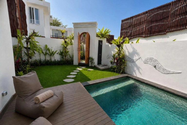 3BR Modern Villa in Canggu - Low Traffic Location, 3-bed villa for rent in Canggu – photo 5 of 12