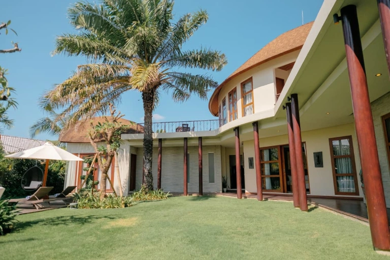 Villa for Rent in Umalas Bali, 4-bed villa for rent in Canggu – photo 14 of 15