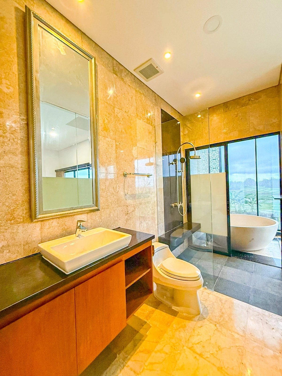 4BR Luxury Villa – for Yearly Rent, Tanah Lot, 4-bed villa for rent in Tabanan – photo 7 of 10