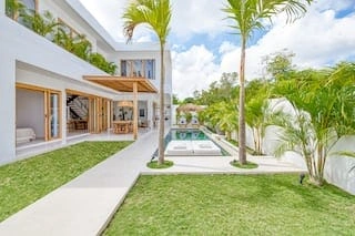 3 Bedrooms Villa for Monthly & Yearly Rent in Uluwatu, 3-bed villa for rent in Uluwatu – photo 2 of 15