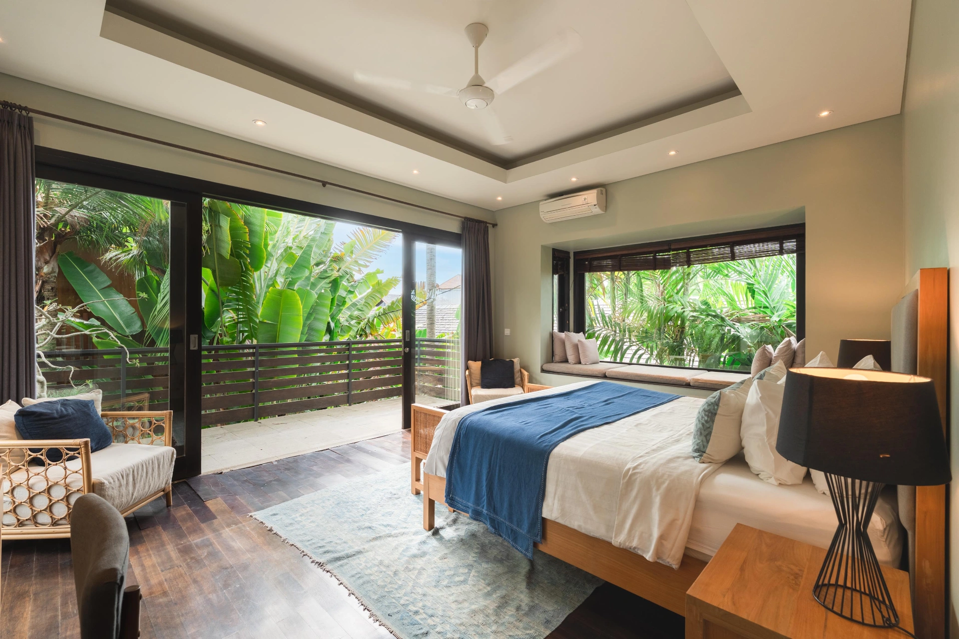 Villa Ixora - Spacious 4BR Villa near Canggu Beach & Restaurants, 4-bed villa for rent in Canggu – photo 11 of 15