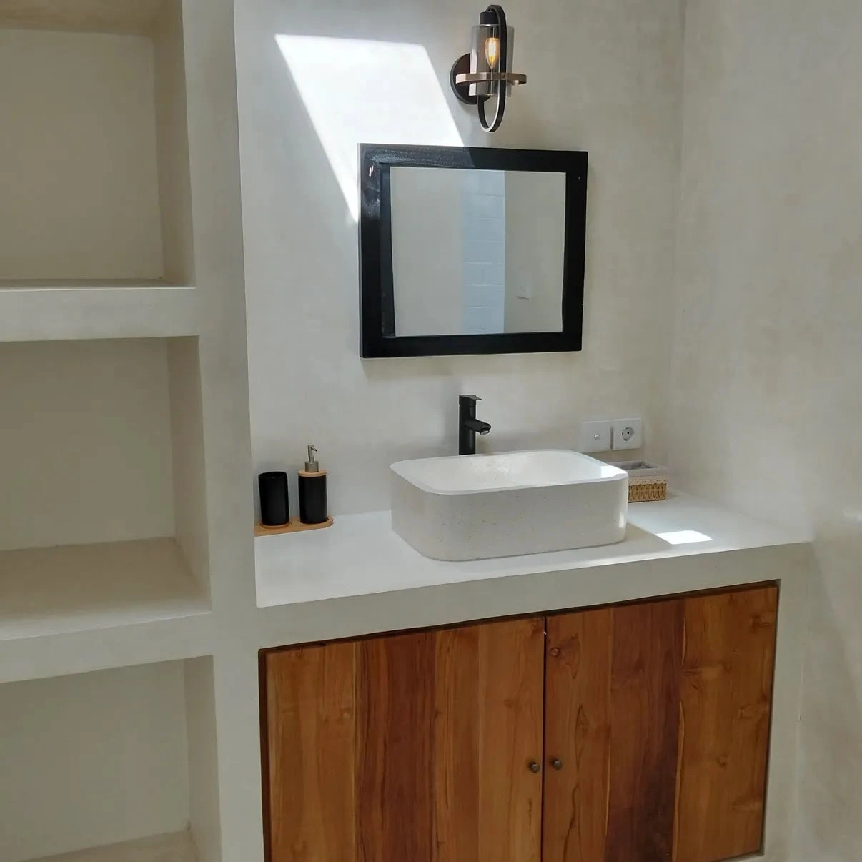 New Villa in Canggu Very Strategic Location, 2-bed villa for rent in Canggu – photo 9 of 14