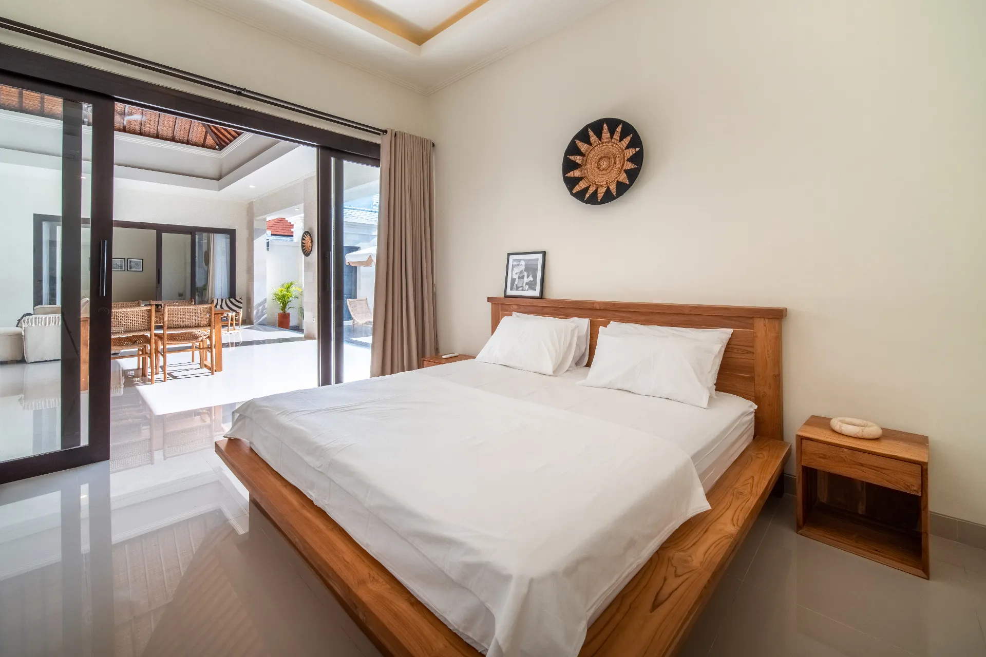 Yearly Rental Villa in Umalas Kerobokan Area, 2-bed villa for rent in Seminyak – photo 11 of 14